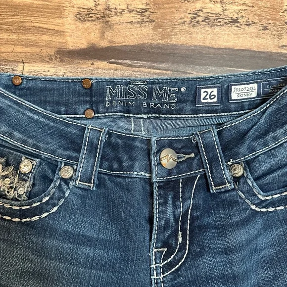 Miss Me Women’s  Blue Jeans - Picture 5 of 5